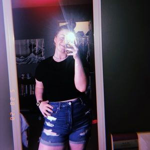 Meet your Posher, Bella